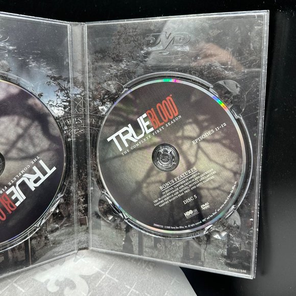 True Blood DVD The Complete Series Season 1 Horror Thriller Vampire Box Set - Picture 9 of 14